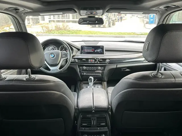 BMW X5 - фото 2