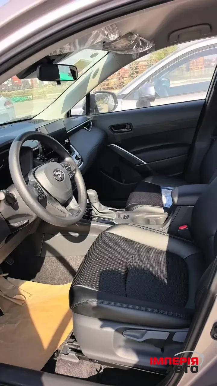 Toyota Corolla Cross - фото 3