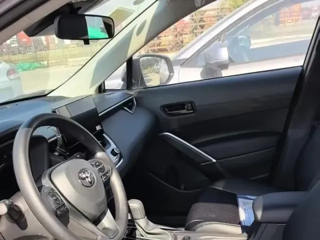 Toyota Corolla Cross - фото 3