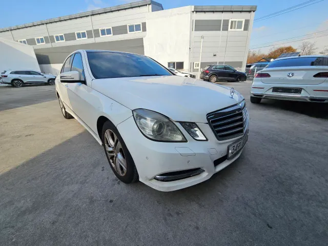 Mercedes-Benz E-Класс - фото 3