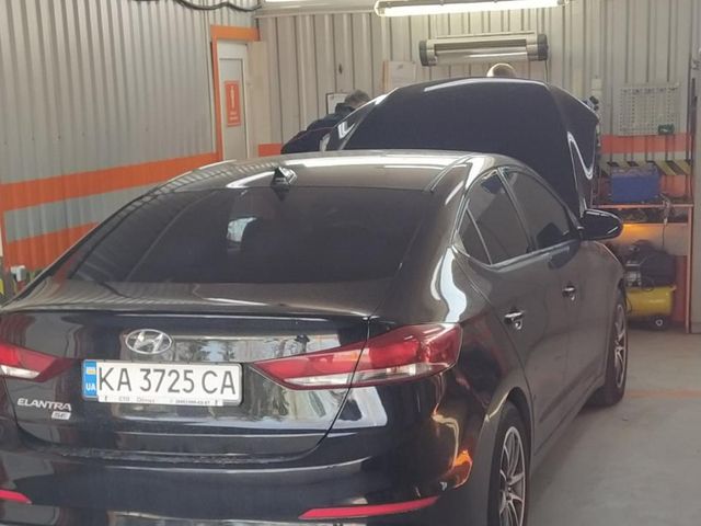 Hyundai Elantra 2017, Київ, $9 999 - зображення 4