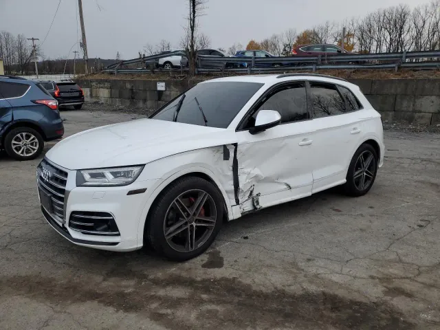 Audi SQ5 - фото 1