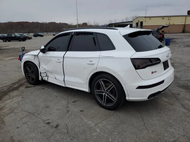 Audi SQ5 - фото 4