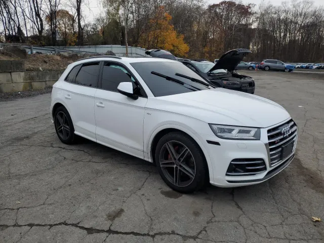 Audi SQ5 - фото 3