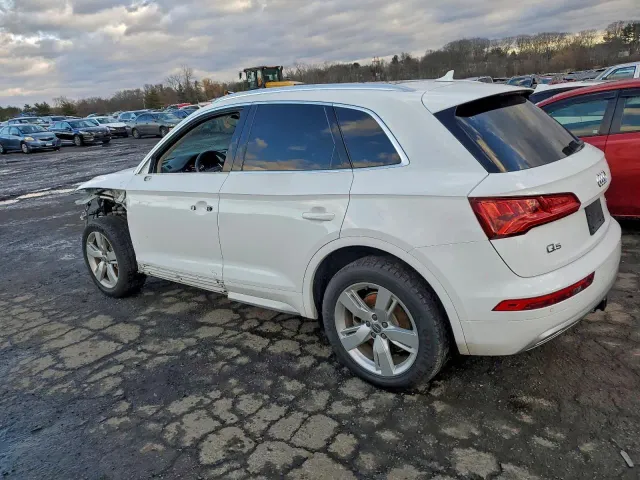 Audi Q5 - фото 5
