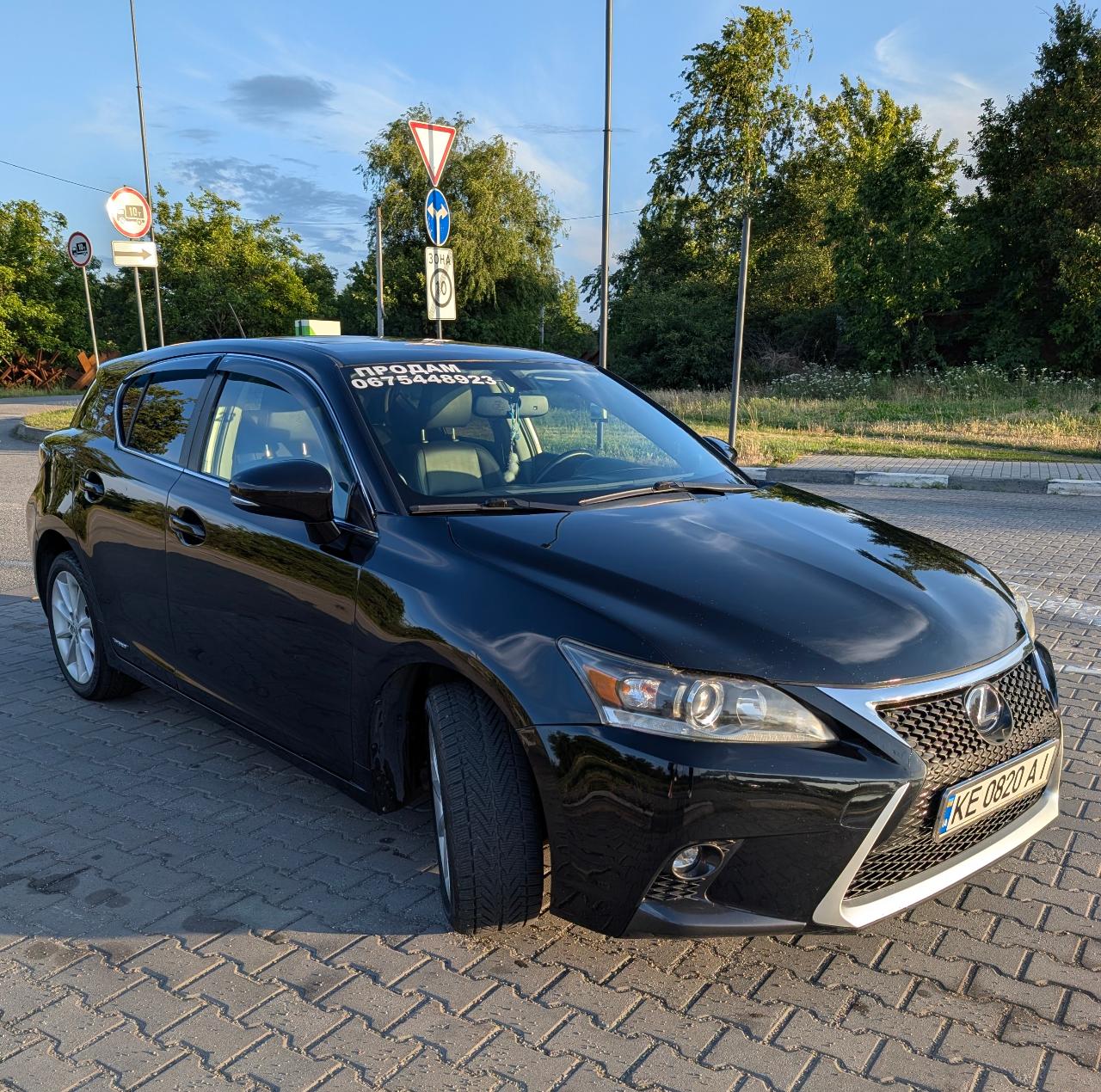 Lexus CT - фото 14