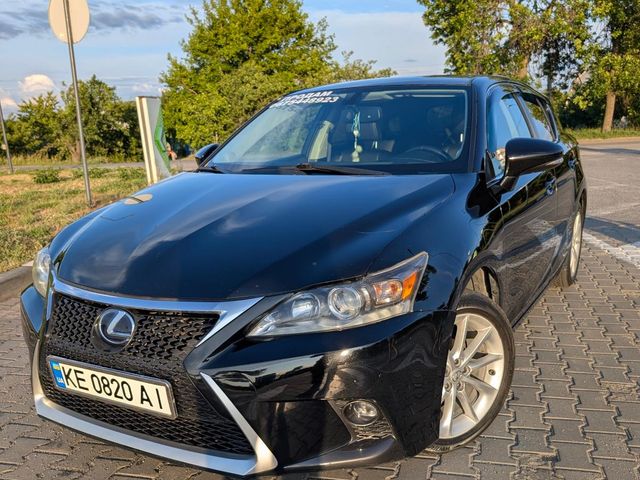 Lexus CT - зображення 2