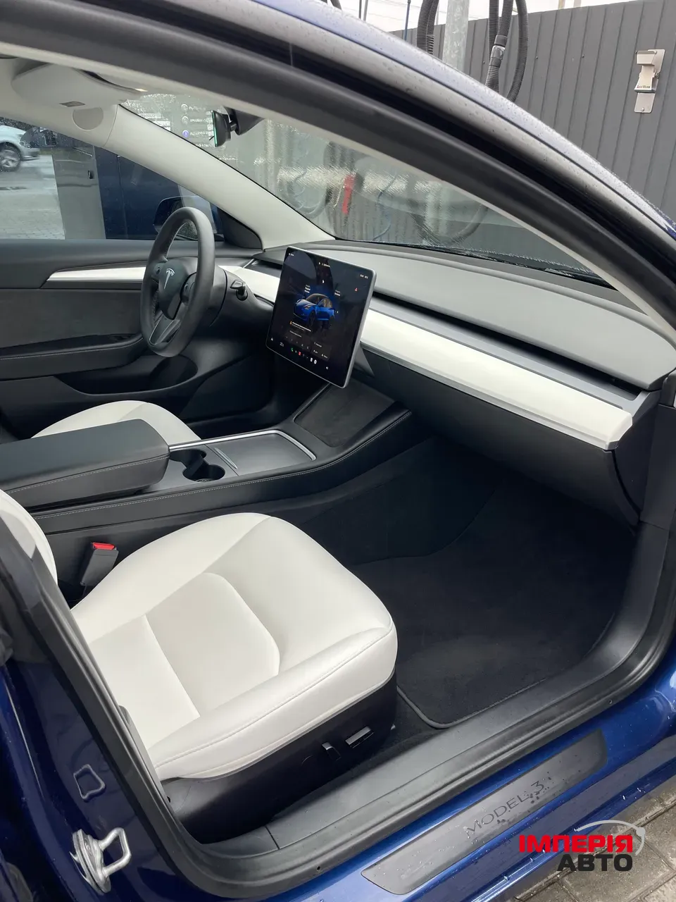 Tesla Model 3 - фото 17