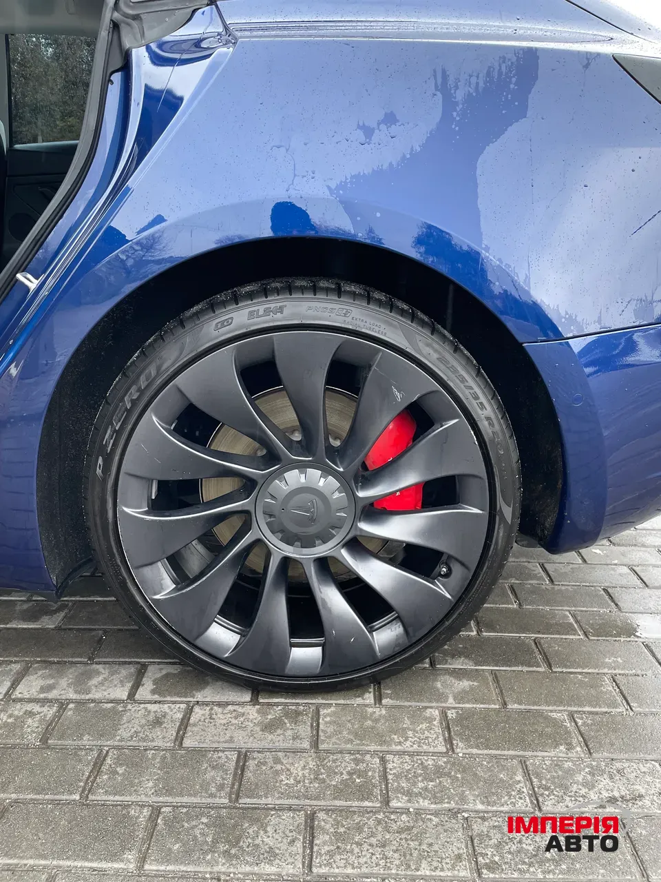 Tesla Model 3 - фото 12
