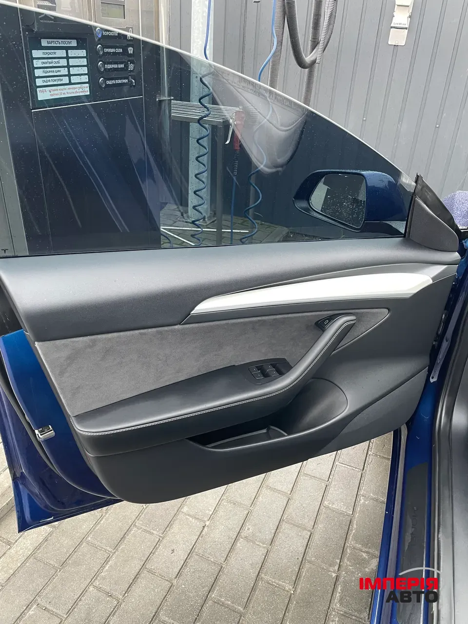 Tesla Model 3 - фото 10