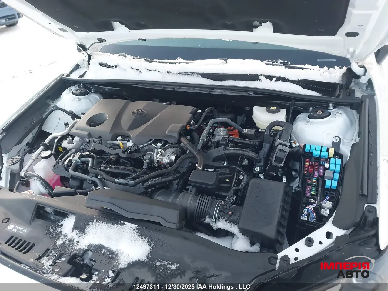 Toyota Camry - фото 2