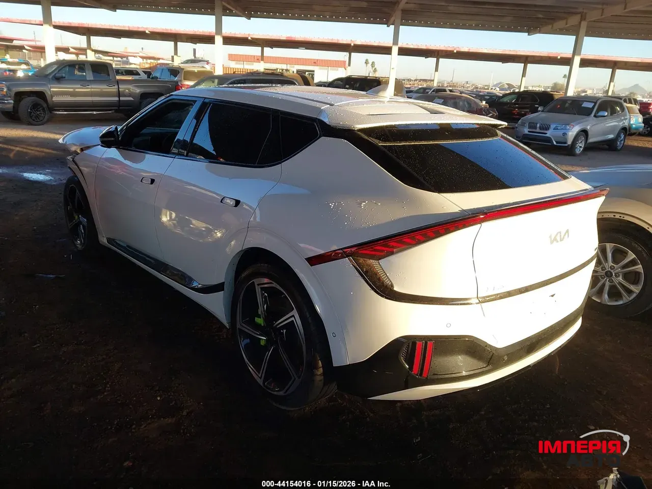 Kia EV6 - фото 3