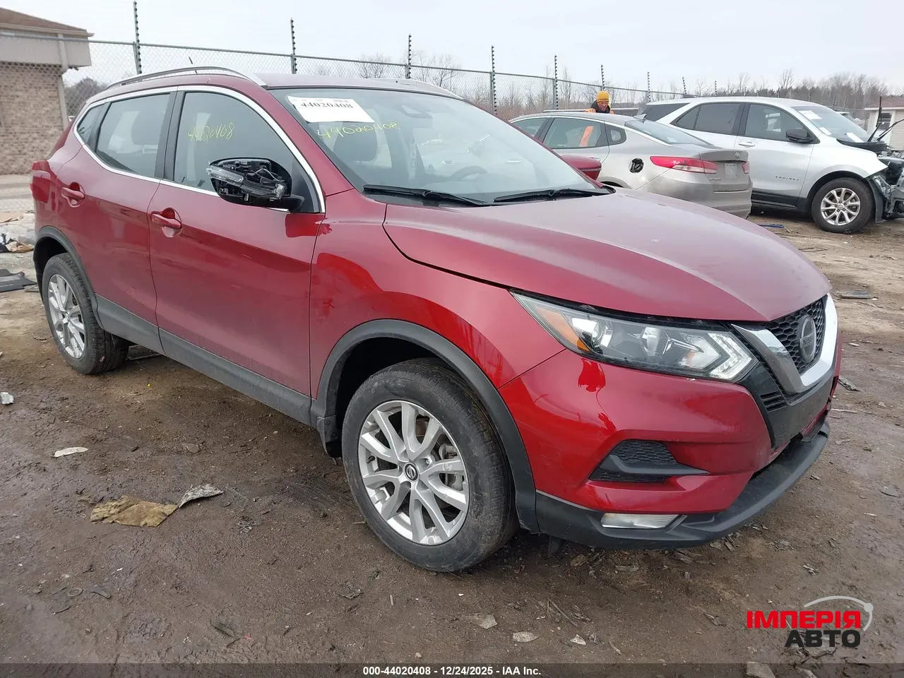 Nissan Rogue Sport - фото 2