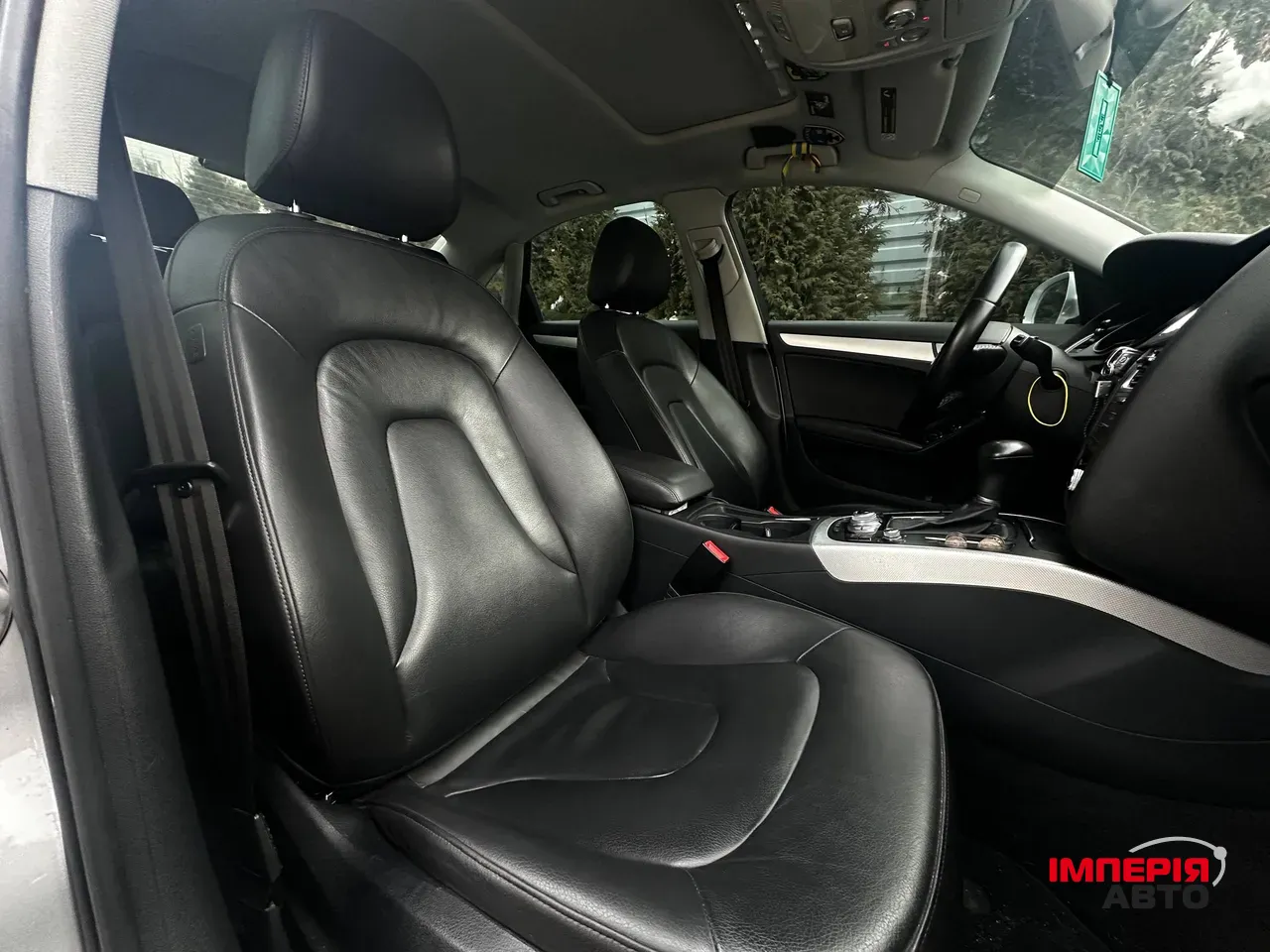 Audi A4 - фото 15