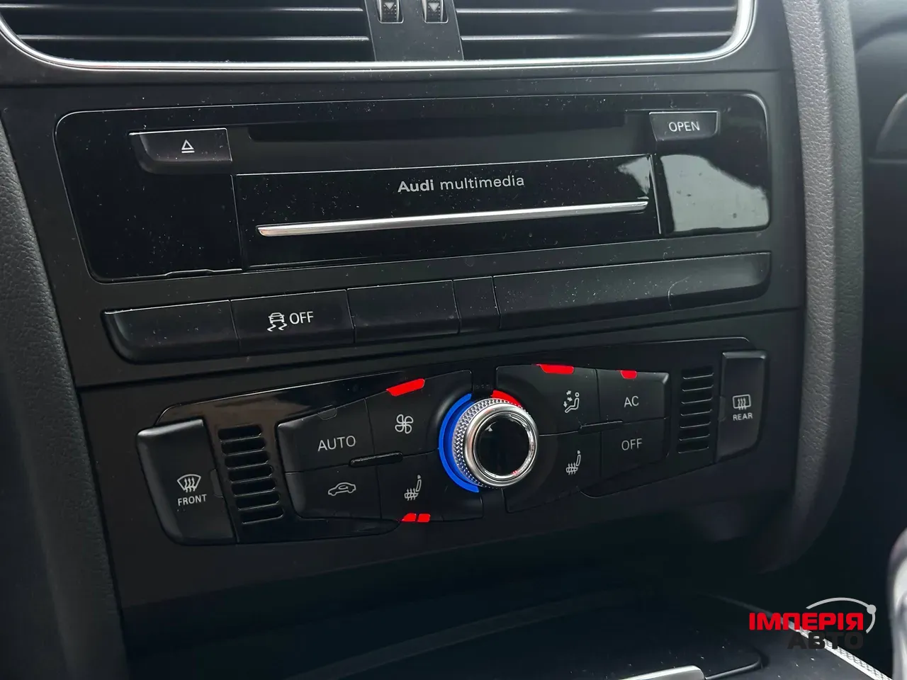 Audi A4 - фото 24