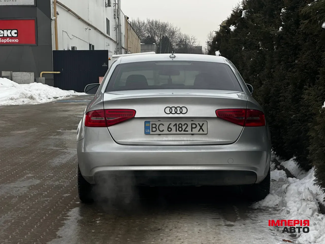 Audi A4 - фото 9