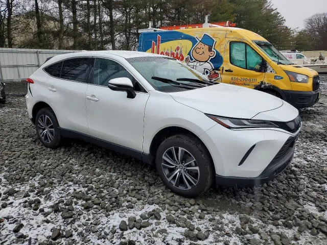 Toyota Venza - фото 2