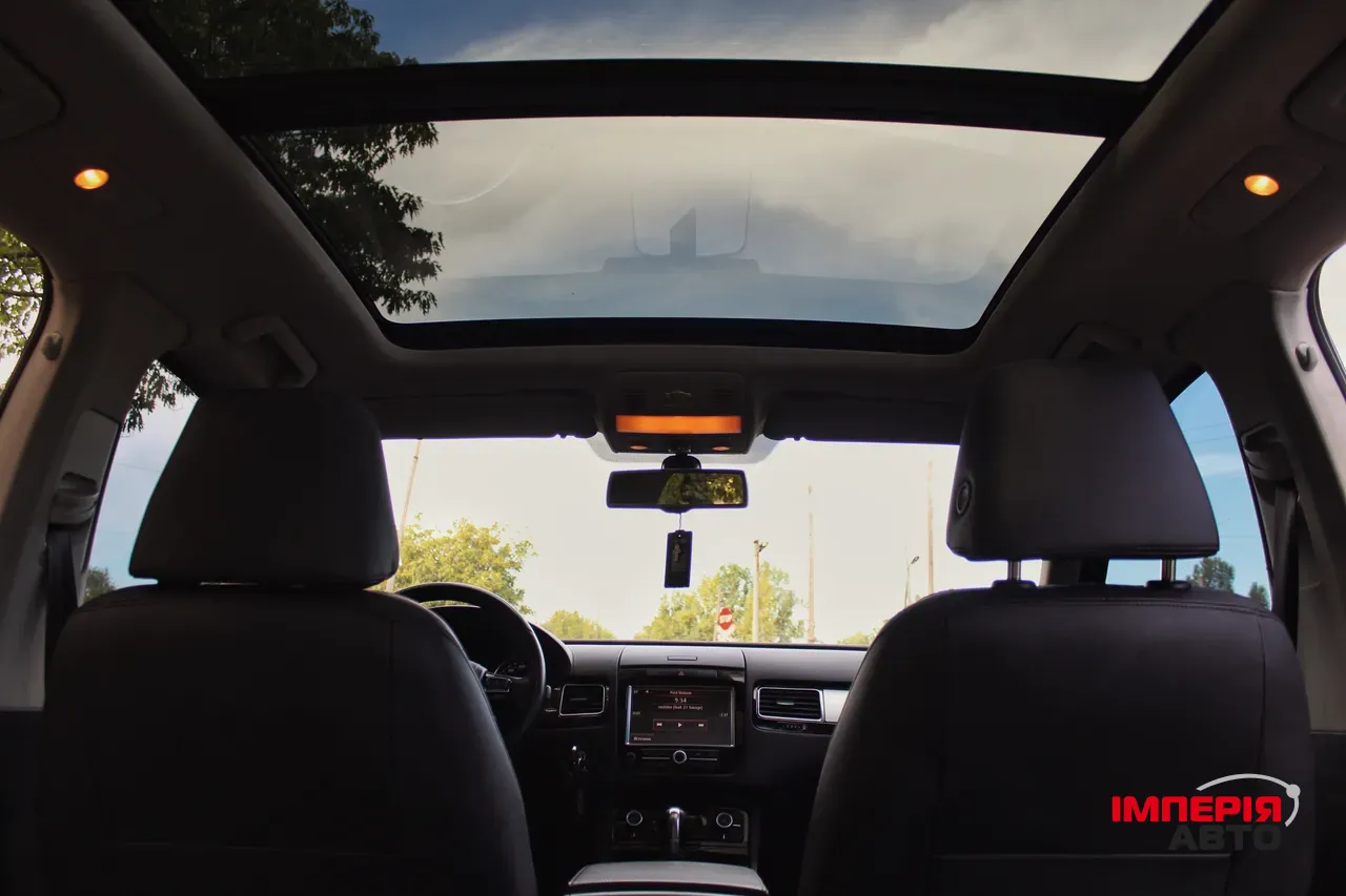 Volkswagen Touareg - фото 3