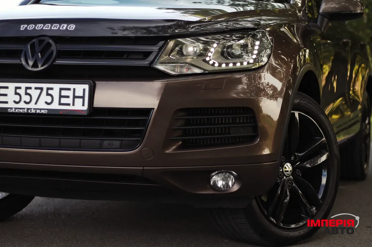 Volkswagen Touareg - фото 10