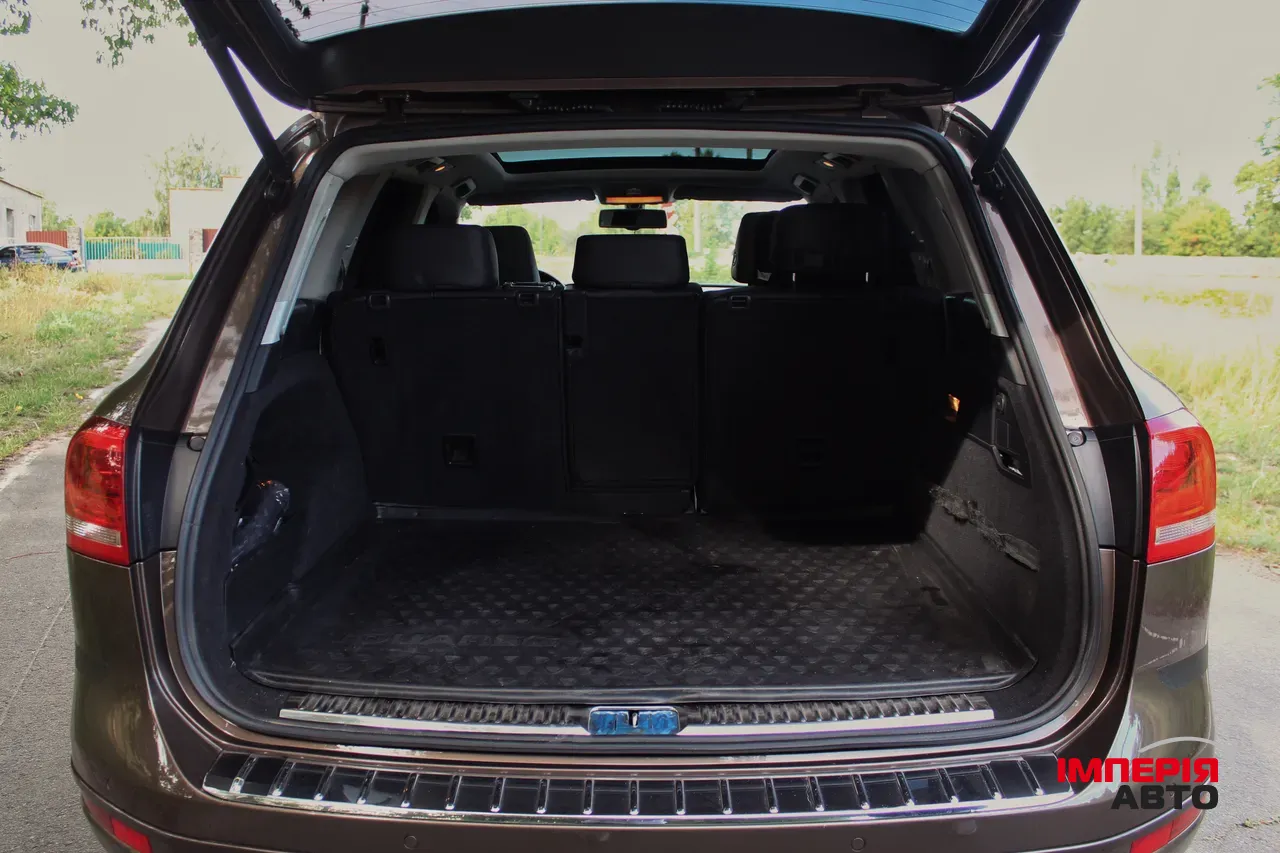 Volkswagen Touareg - фото 15