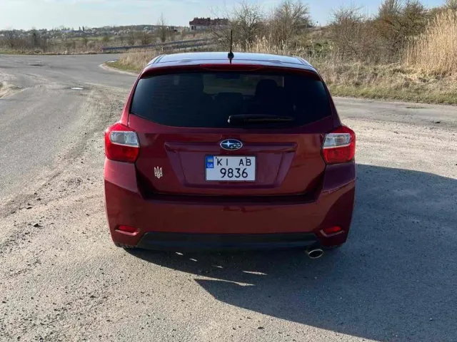 Subaru Impreza - фото 3