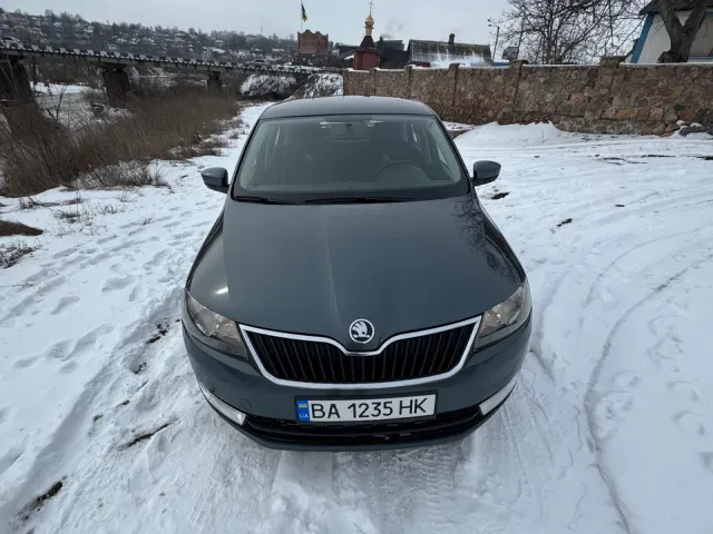 Skoda Rapid - фото 1