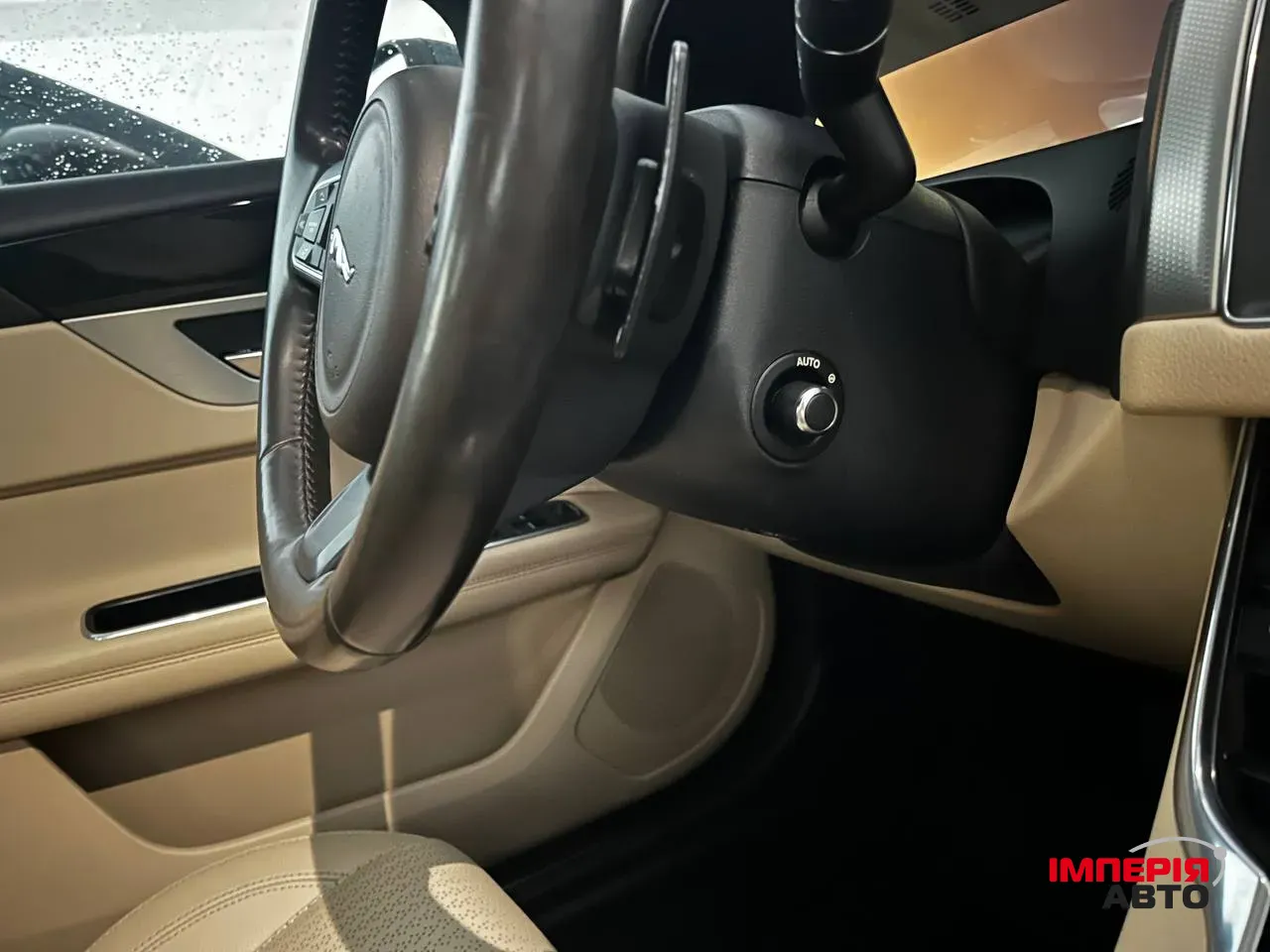 Jaguar XF - фото 23