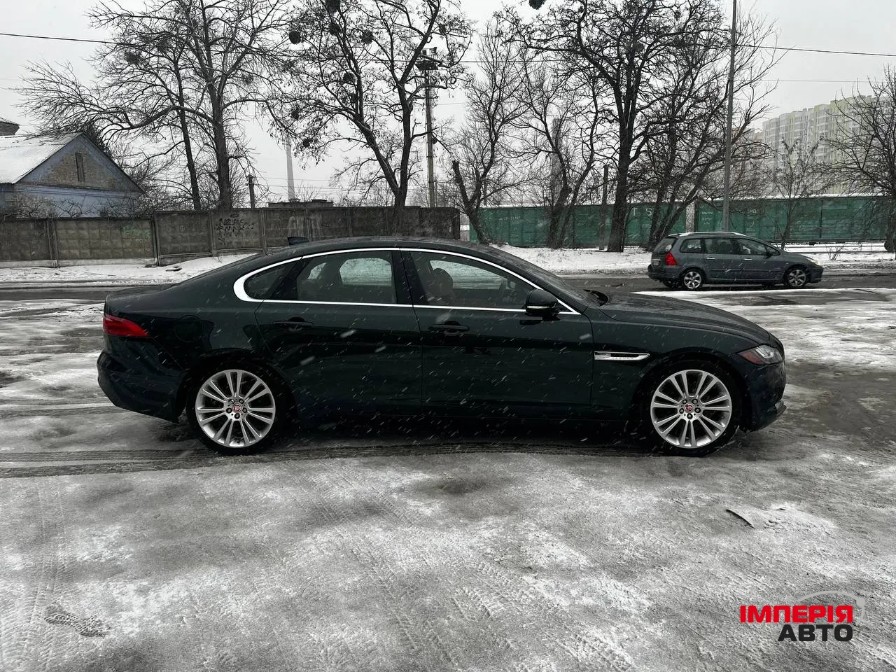 Jaguar XF - фото 7