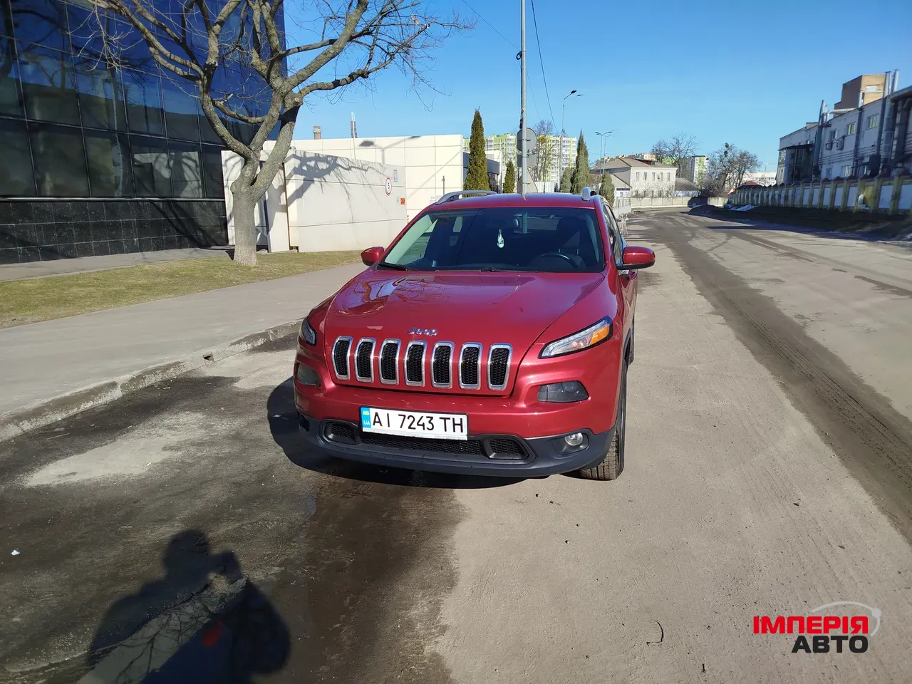 Jeep Cherokee - фото 2