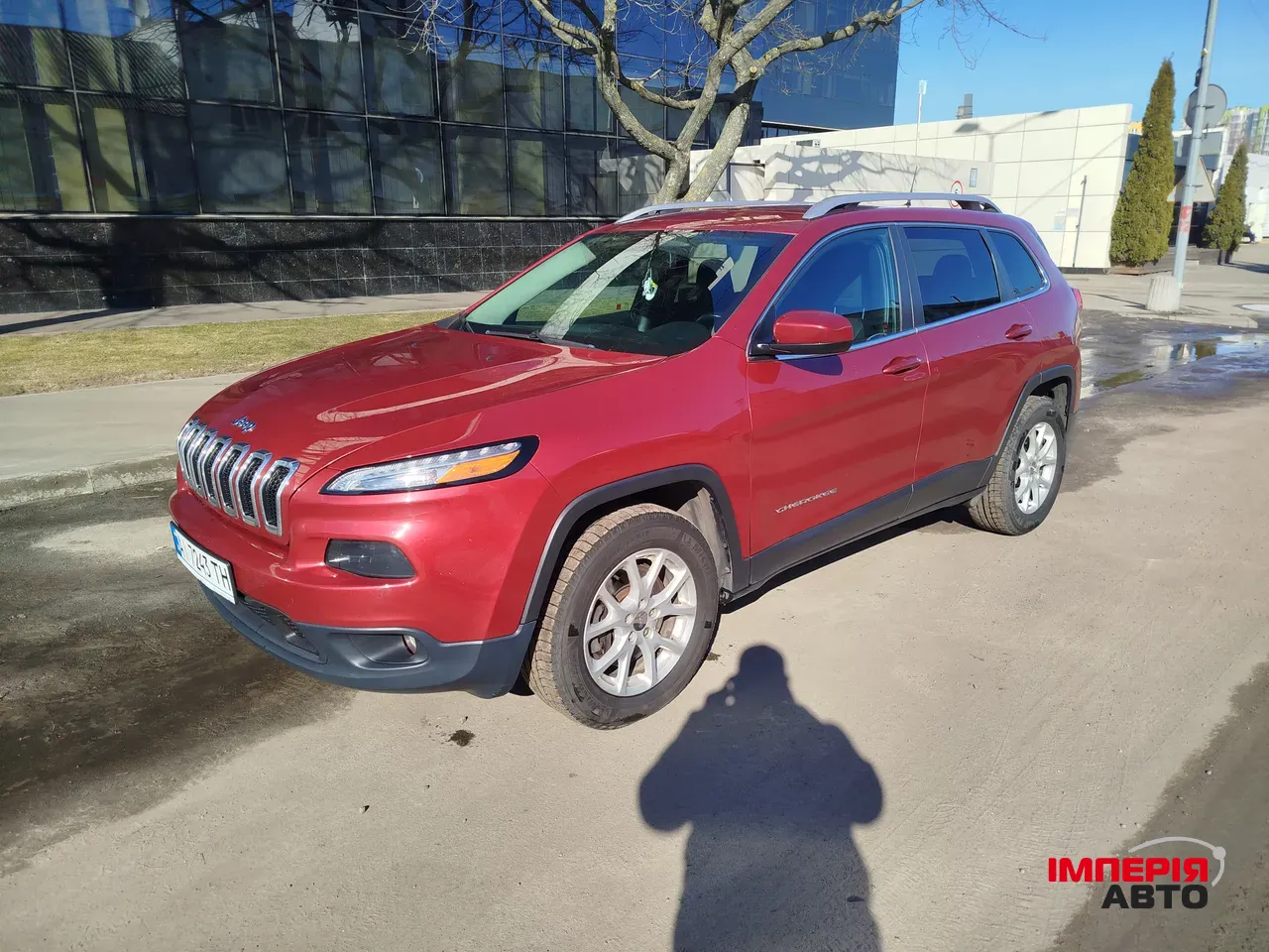 Jeep Cherokee - фото 12
