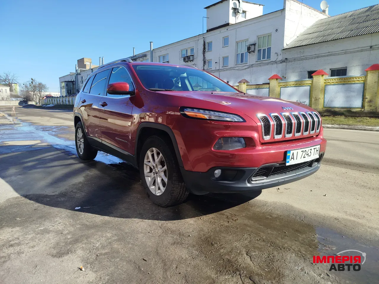 Jeep Cherokee - фото 4