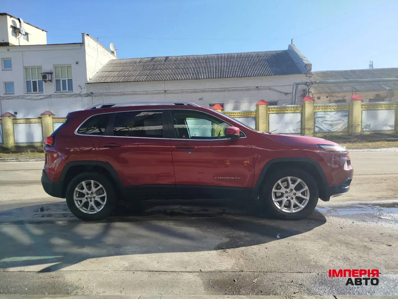 Jeep Cherokee - фото 6