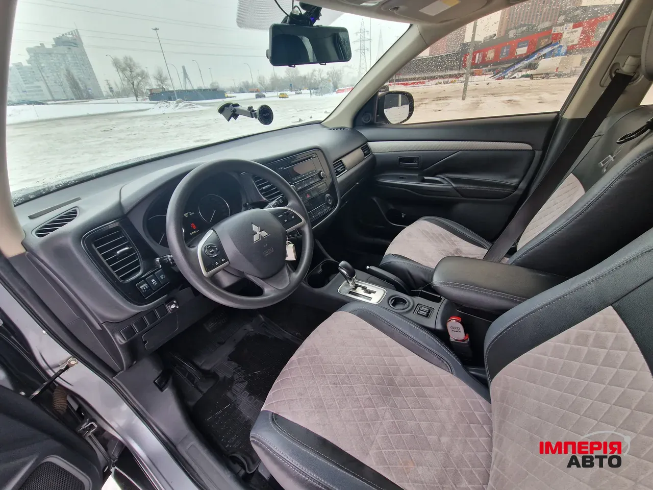 Mitsubishi Outlander - фото 21