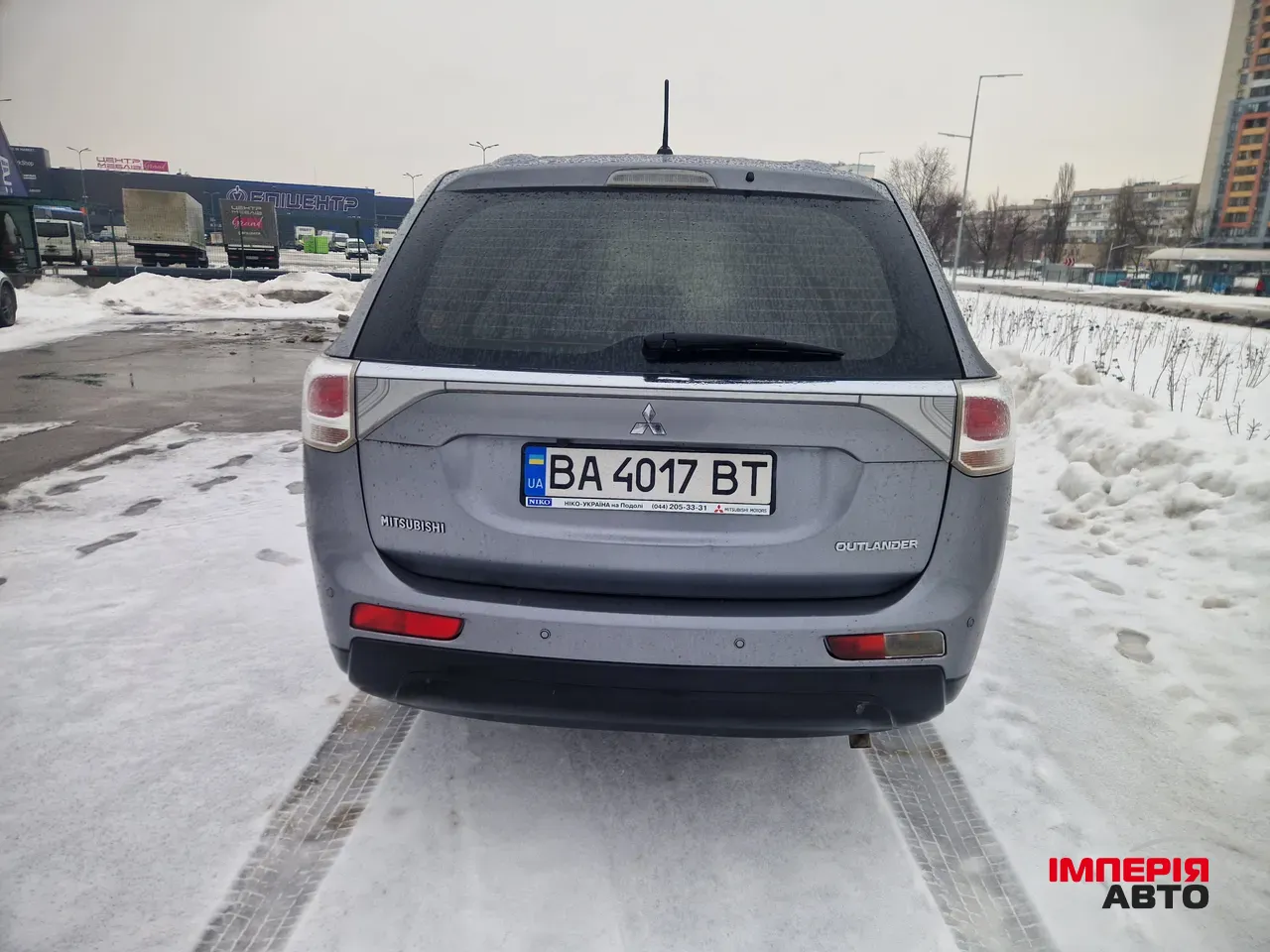 Mitsubishi Outlander - фото 6