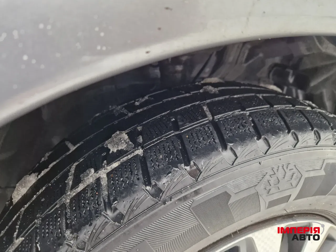 Mitsubishi Outlander - фото 7