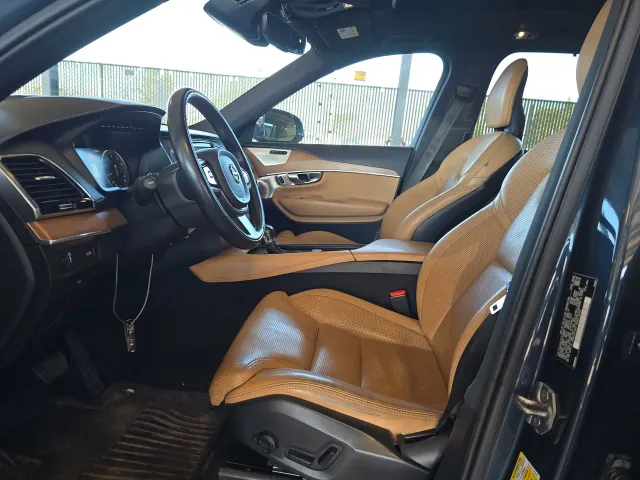 Volvo XC90 - фото 4