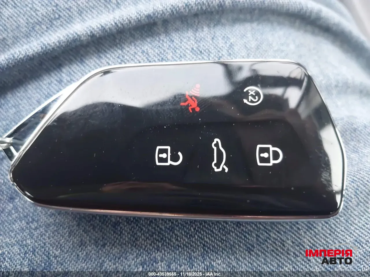 Volkswagen Tiguan - фото 5