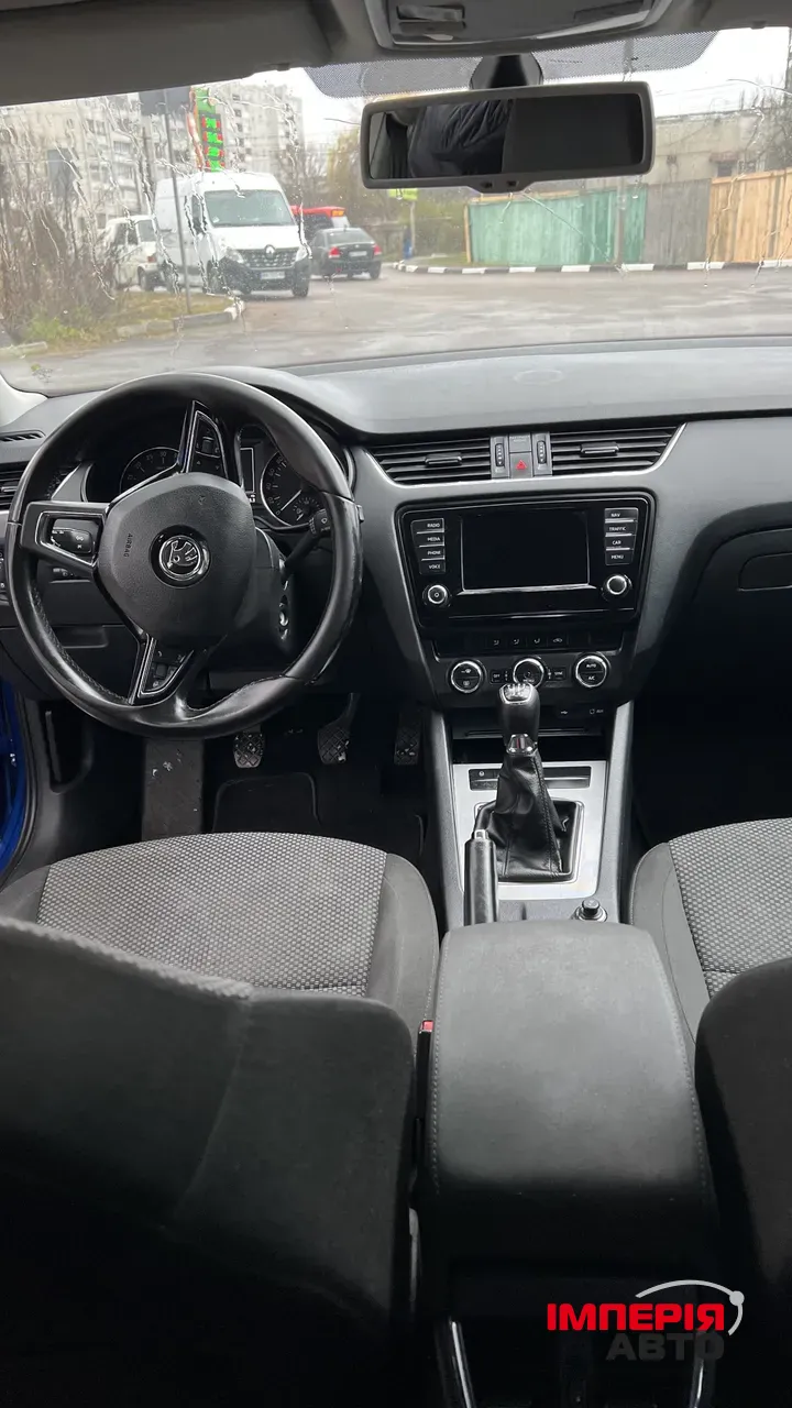 Skoda Octavia - фото 3