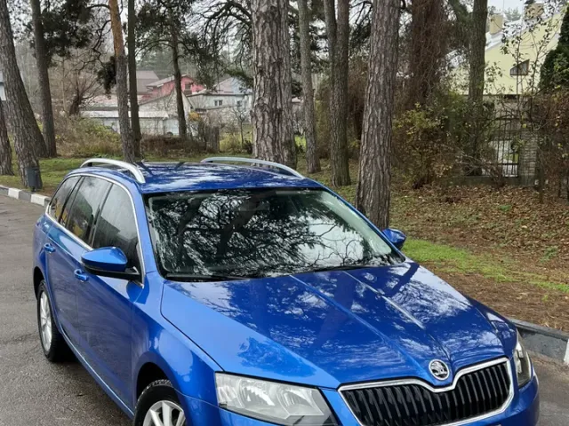 Skoda Octavia - фото 1