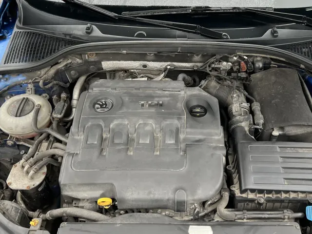 Skoda Octavia - фото 4