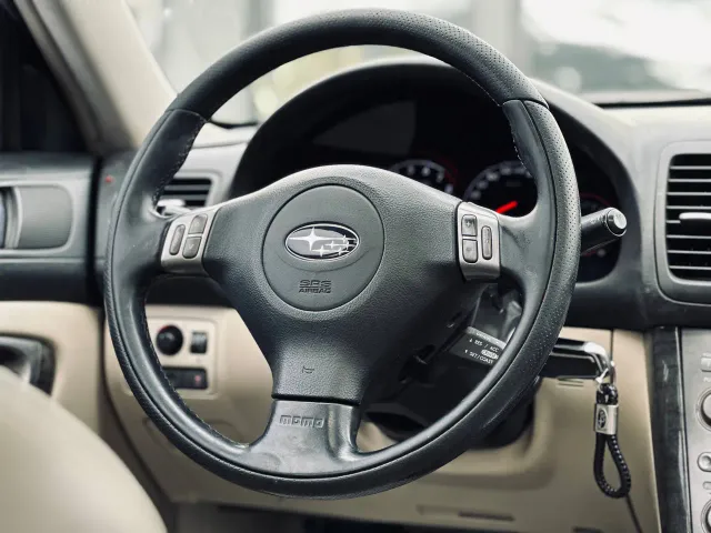 Subaru Legacy - фото 5