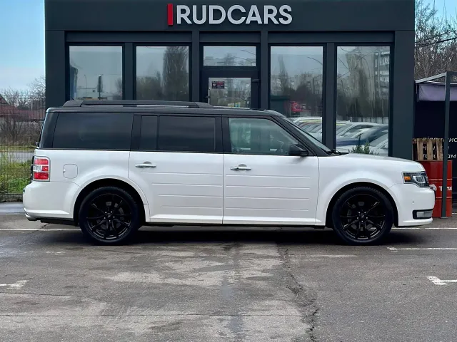 Ford Flex - фото 2