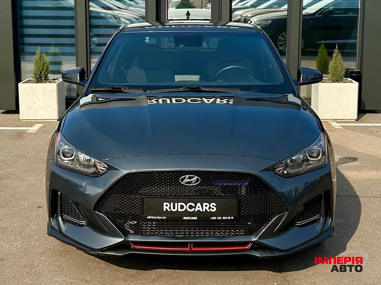 Hyundai Veloster - фото 2