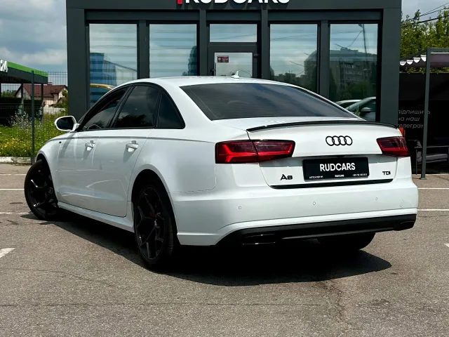 Audi A6 - фото 4