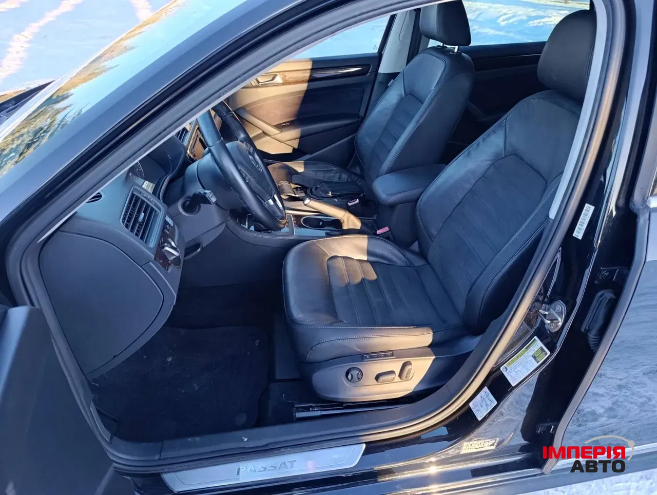 Volkswagen Passat - фото 3