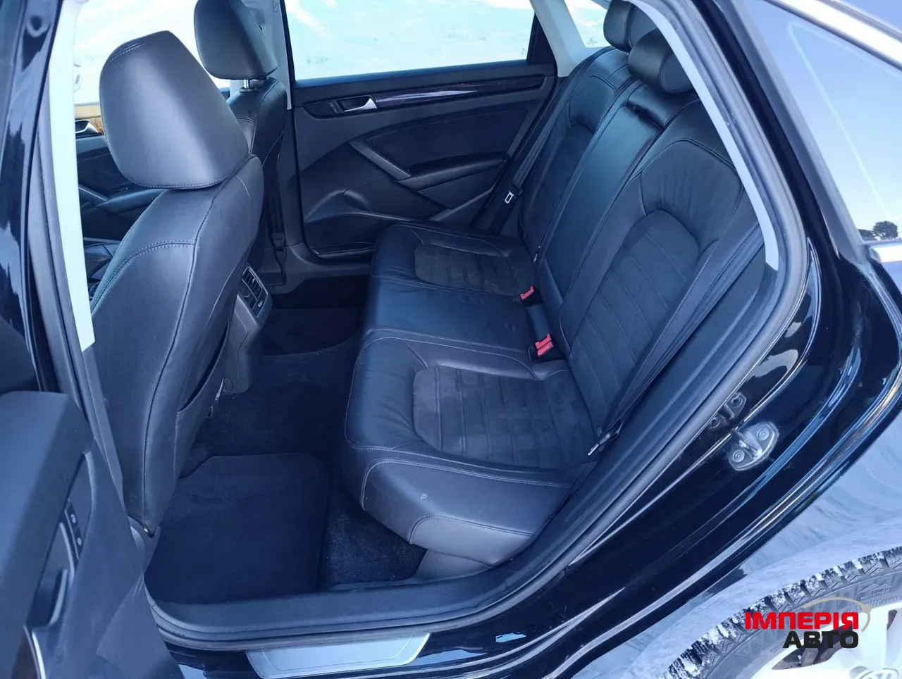 Volkswagen Passat - фото 5