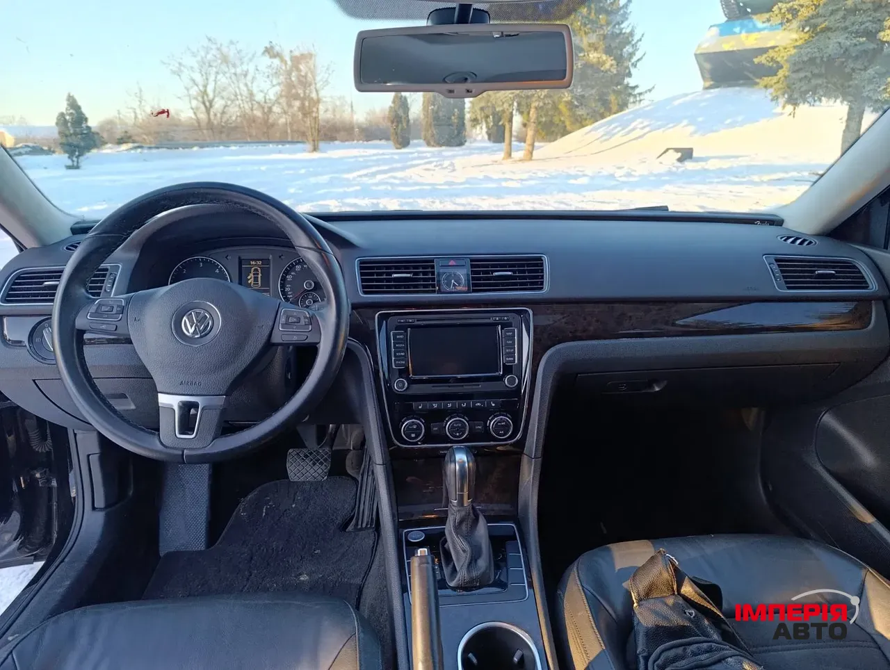 Volkswagen Passat - фото 8