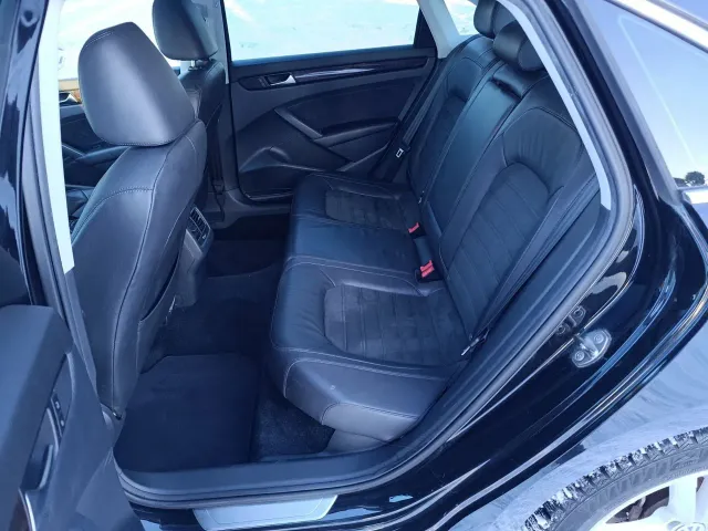 Volkswagen Passat - фото 5