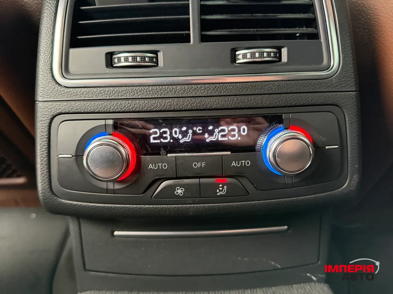 Audi A7 - фото 17