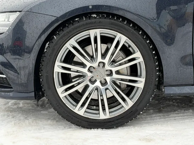 Audi A7 - фото 4